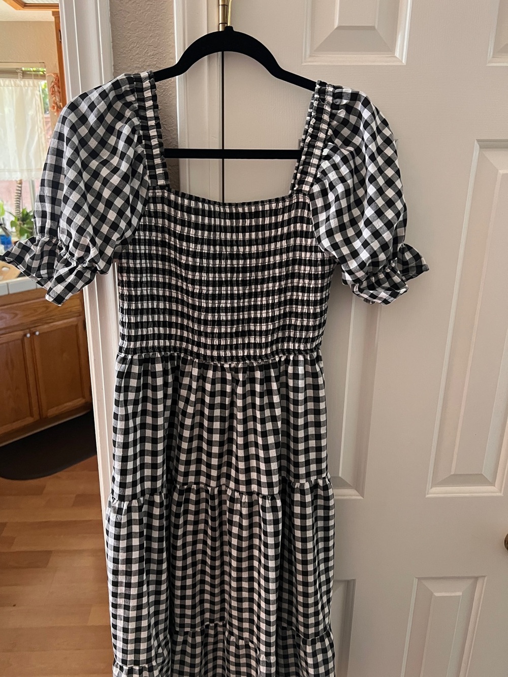 Black & White Gingham Puff-Sleeve Midi Dress